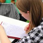 Pasiruošk egzaminui: nuotolinės lietuvių kalbos pamokos 11-12 klasių mokiniams